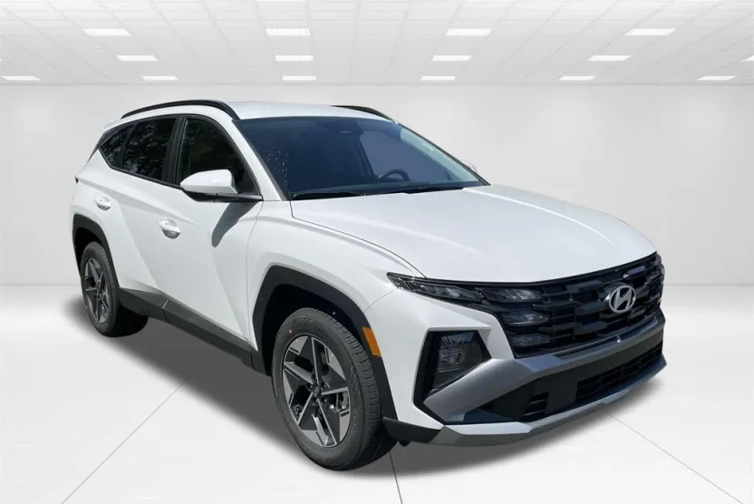 2025 Hyundai Tucson SEL photo 1