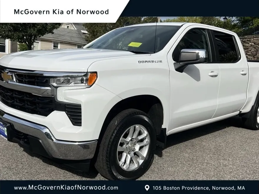 2022 Chevrolet Silverado 1500 LT photo 1