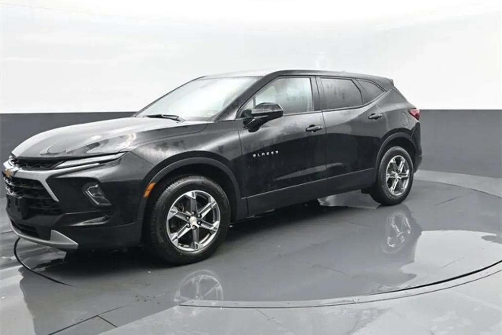 2023 Chevrolet Blazer 2LT photo 1
