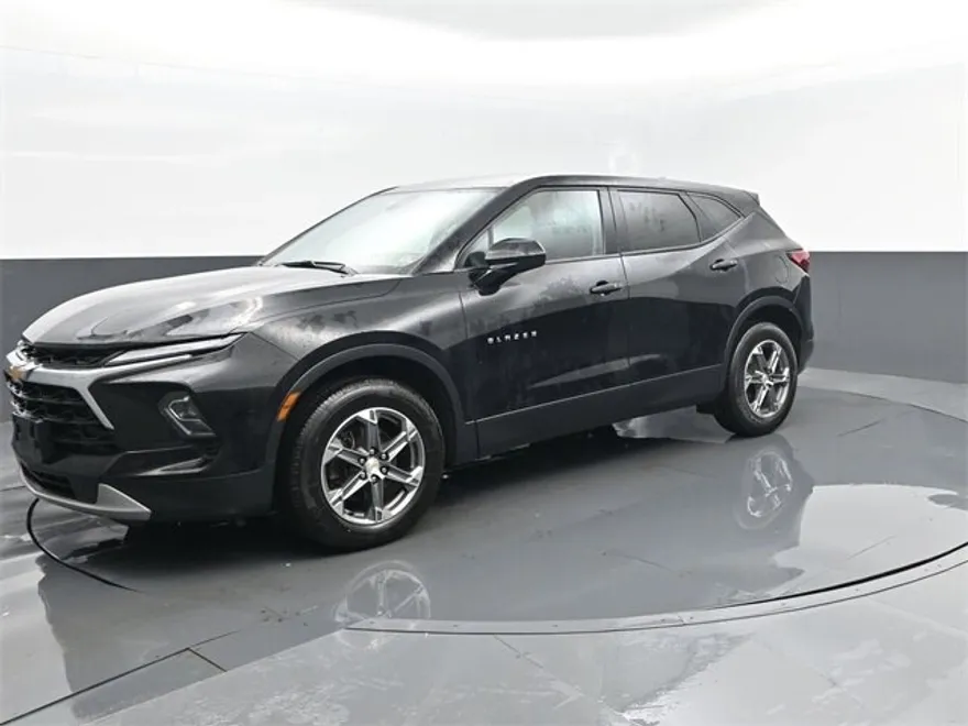 2023 Chevrolet Blazer 2LT photo 1