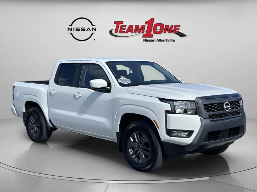 2025 Nissan Frontier SV photo 1