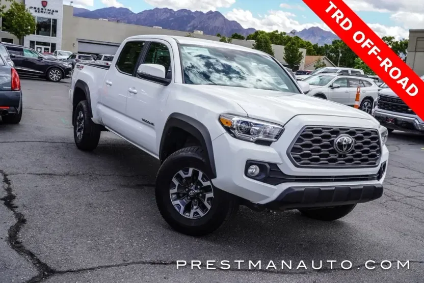 2021 Toyota Tacoma TRD Off-Road photo 1