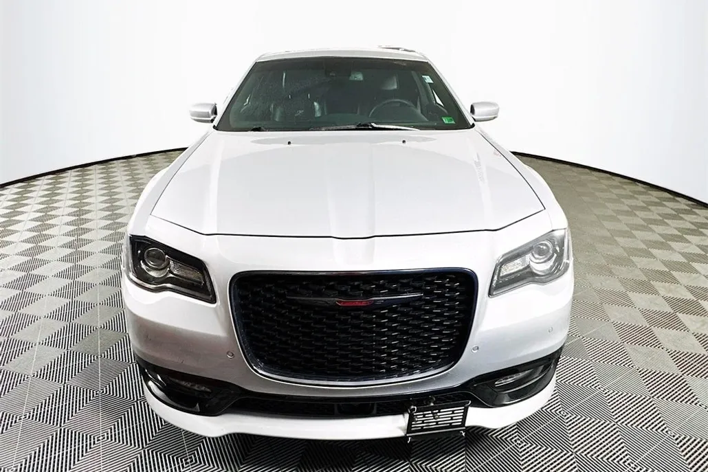 2023 Chrysler 300 S photo 1