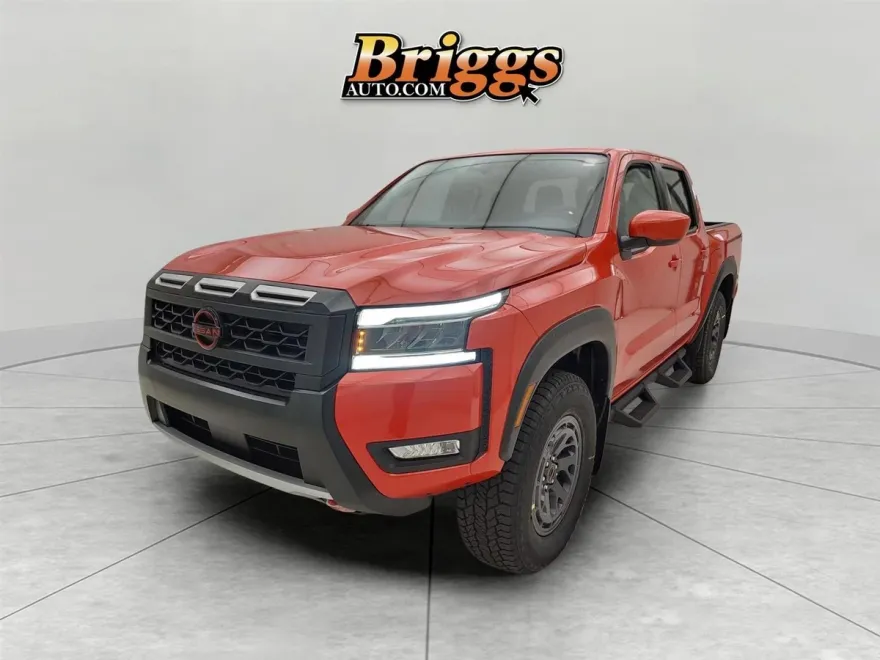 2025 Nissan Frontier Crew Cab PRO-4X photo 1