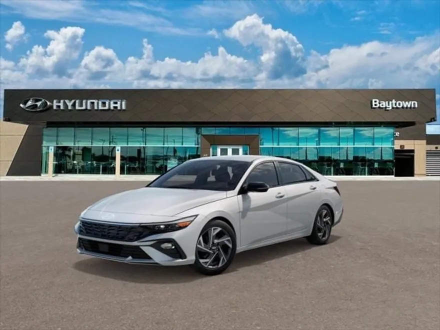 2025 Hyundai Elantra SEL Sport photo 1