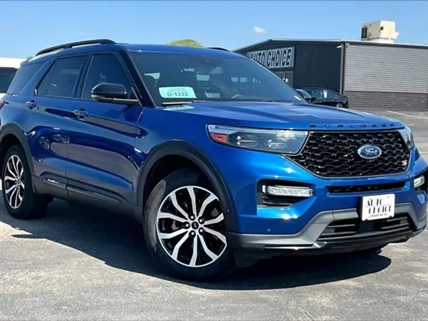 2021 Ford Explorer ST photo 1