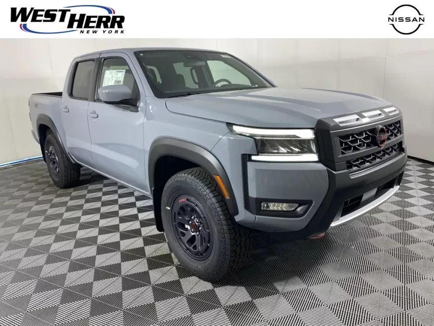 2025 Nissan Frontier PRO-4X photo 1