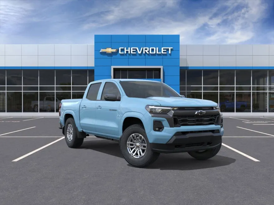 2026 Chevrolet Colorado LT photo 1