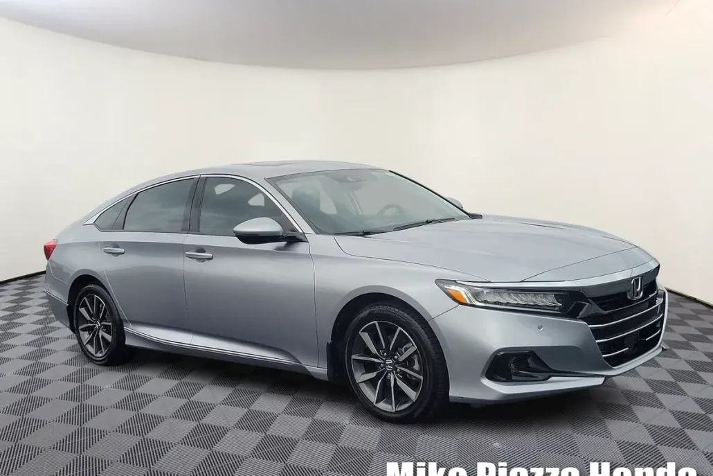2022 Honda Accord EX-L photo 1