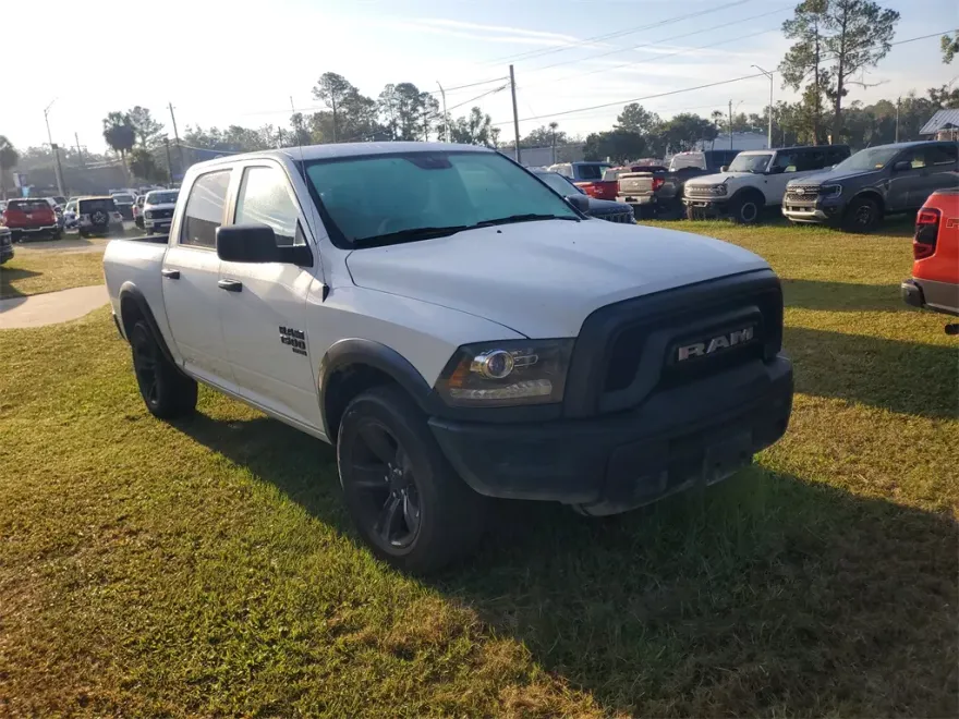 2024 Ram 1500 Classic Warlock photo 1