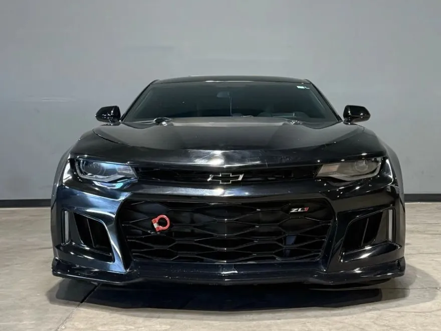 2018 Chevrolet Camaro ZL1 Coupe photo 1