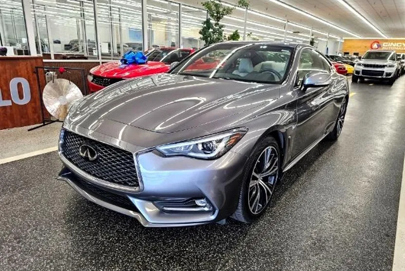 2019 Infiniti Q60 3.0t Luxe photo 1