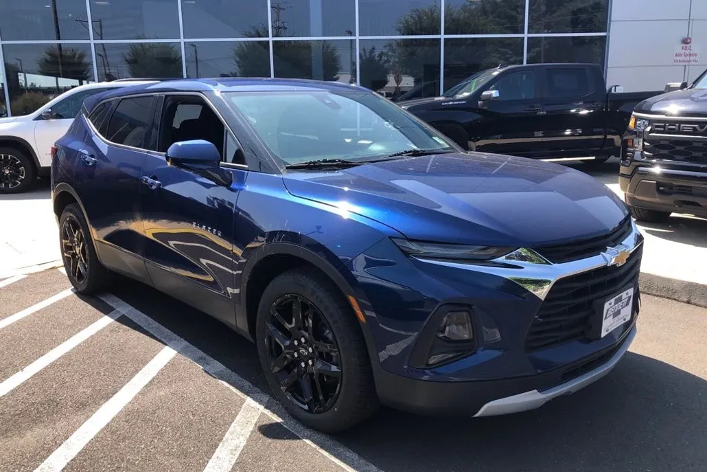 2022 Chevrolet Blazer 2LT photo 1