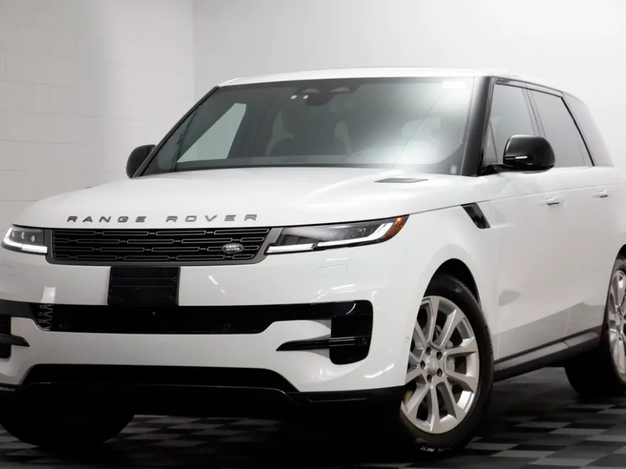 2025 Land Rover Range Rover Sport SE photo 1