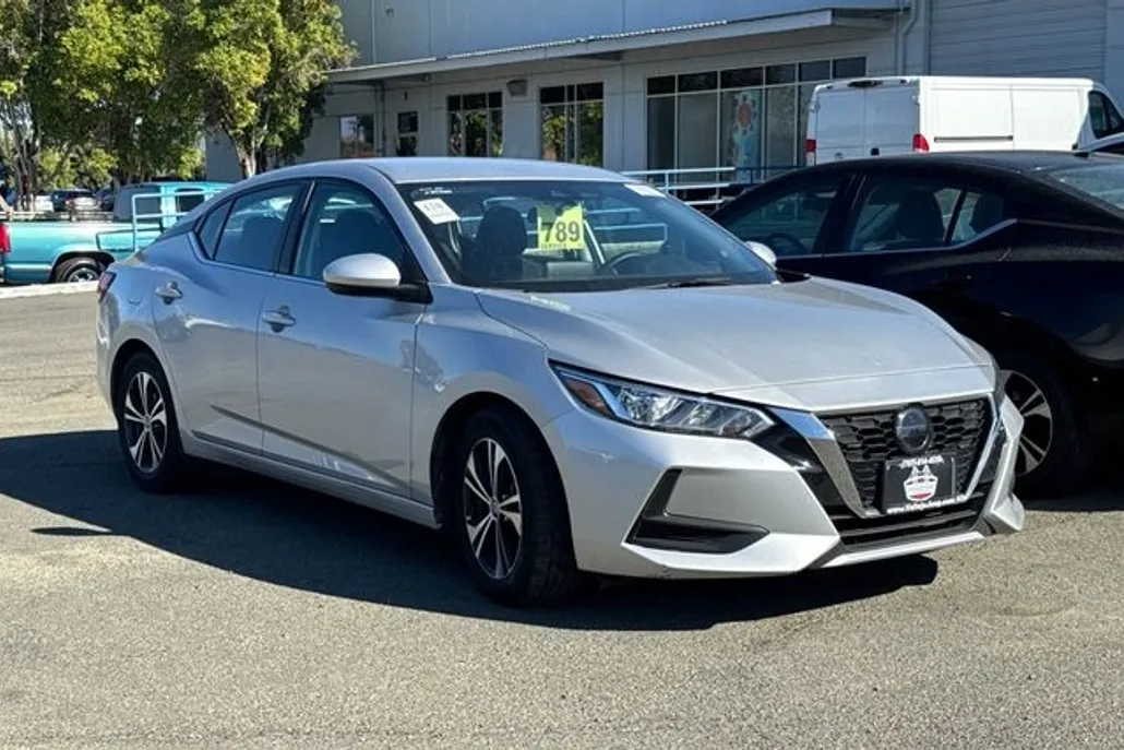 2023 Nissan Sentra SV photo 1