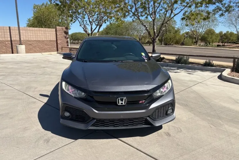 2019 Honda Civic Si photo 1