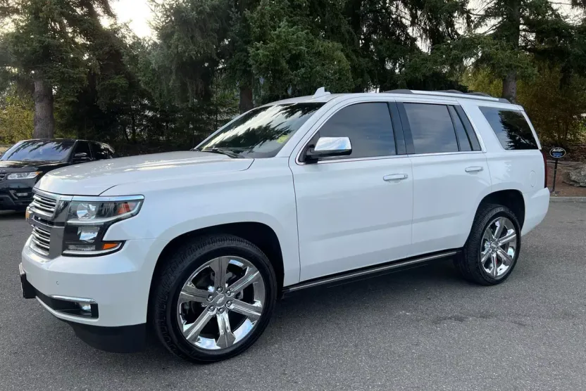 2017 Chevrolet Tahoe Premier photo 1