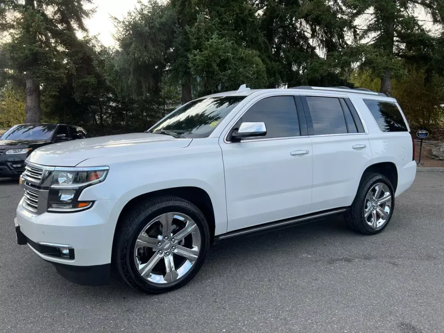 2017 Chevrolet Tahoe Premier photo 1
