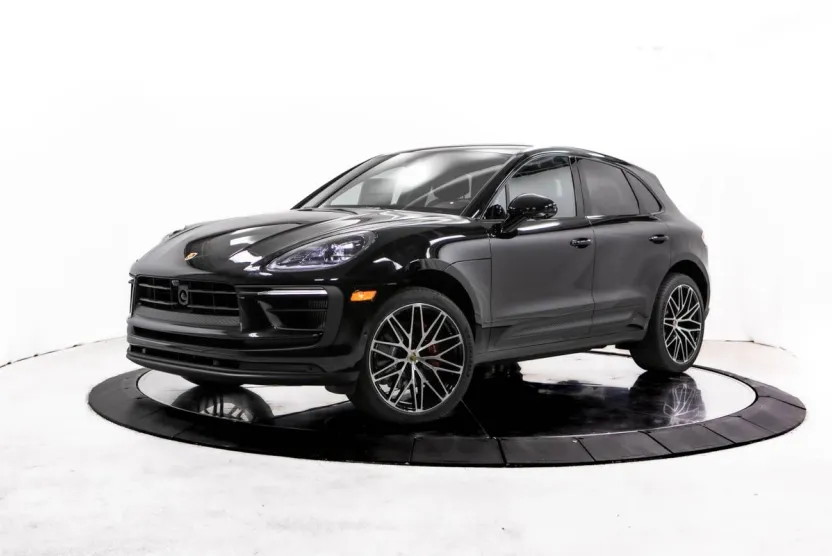 2026 Porsche Macan S photo 1