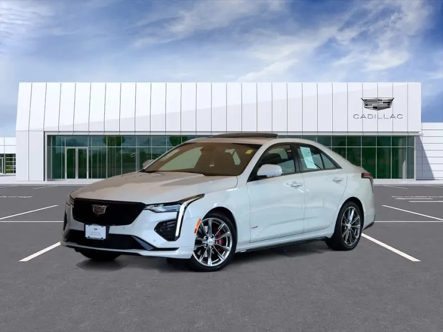 2021 Cadillac CT4 photo 1