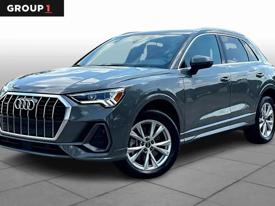 2023 Audi Q3 S line Premium photo 1