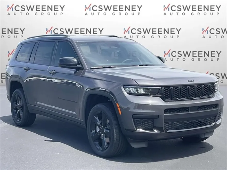 2025 Jeep Grand Cherokee Altitude photo 1