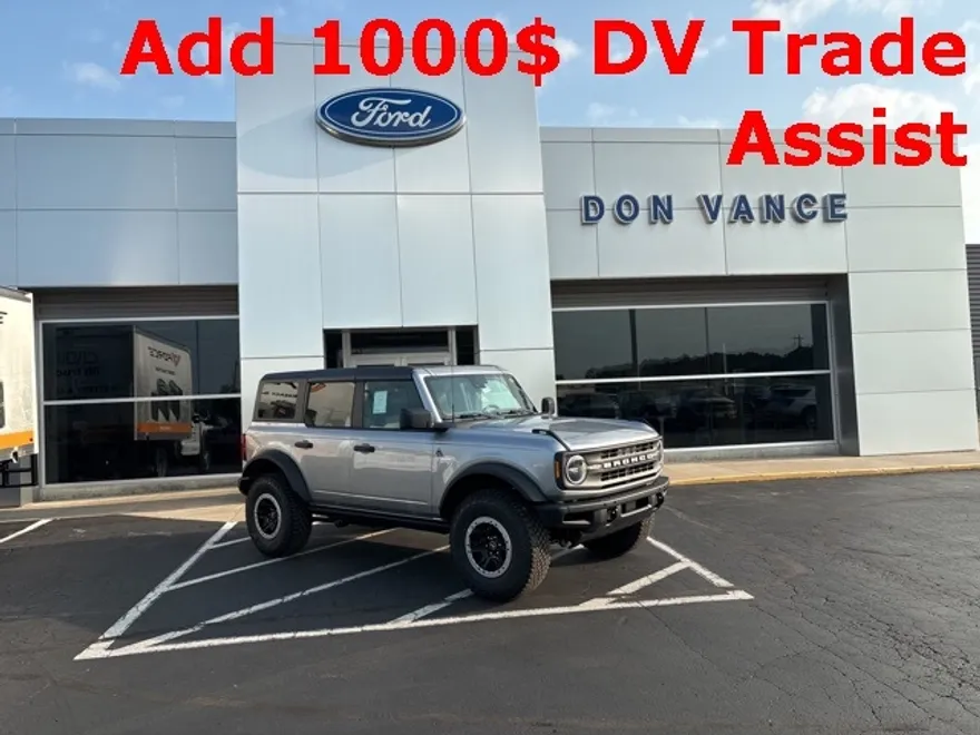 2024 Ford Bronco Black Diamond photo 1