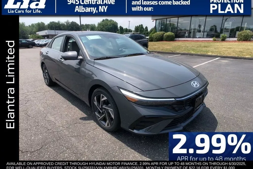 2025 Hyundai Elantra Limited photo 1