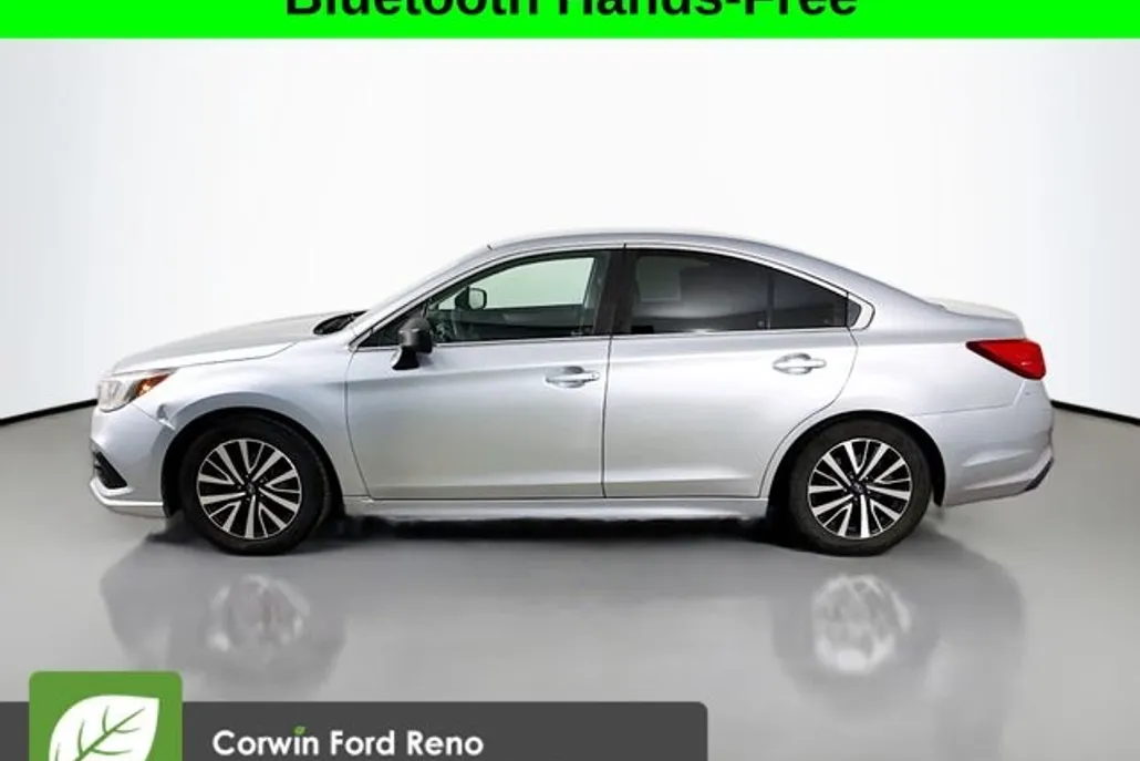 2018 Subaru Legacy 2.5i photo 1
