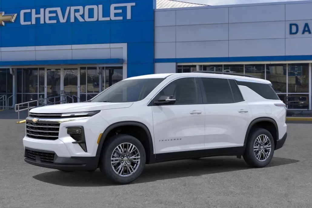 2026 Chevrolet Traverse photo 1