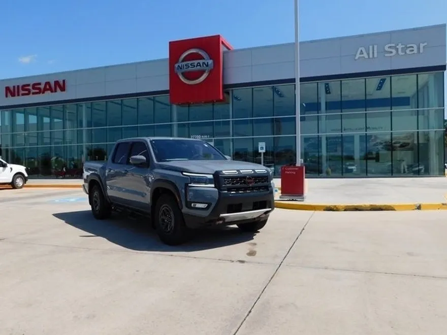 2025 Nissan Frontier PRO-X photo 1