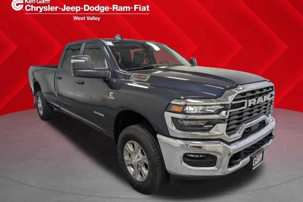 2025 Ram 3500 Big Horn photo 1