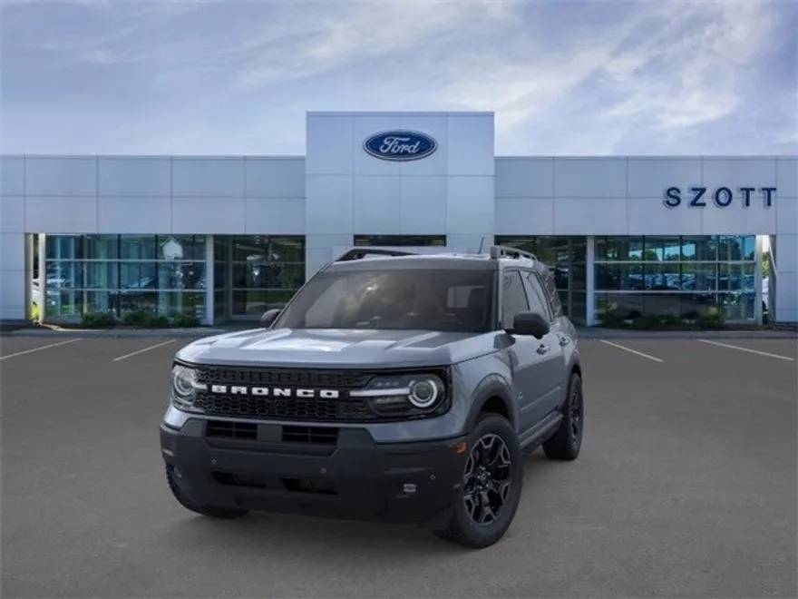 2025 Ford Bronco Sport Outer Banks photo 1