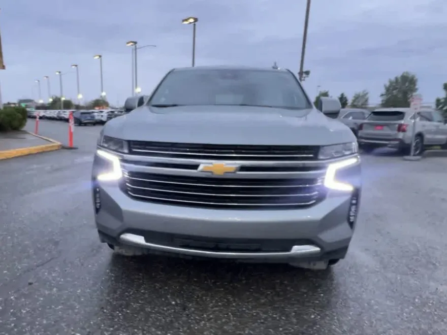 2023 Chevrolet Tahoe LT photo 1