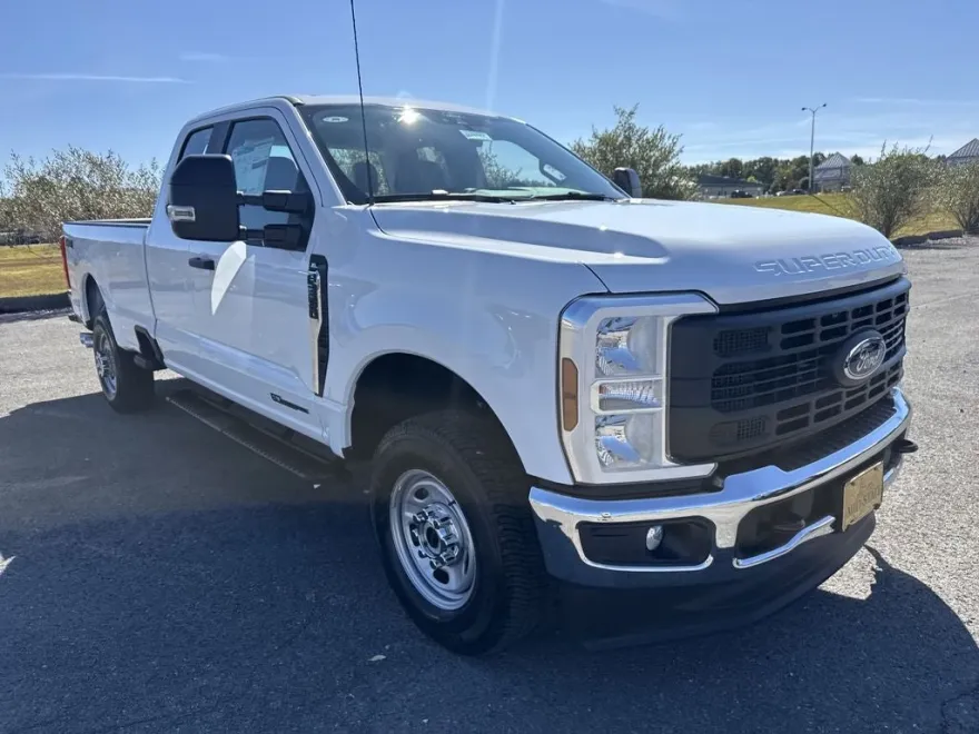 2026 Ford F-350 photo 1
