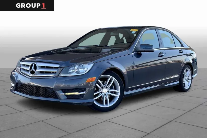 2013 Mercedes Benz C 250 Sport photo 1
