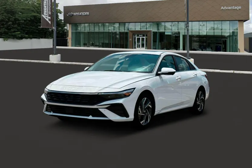 2025 Hyundai Elantra Limited photo 1