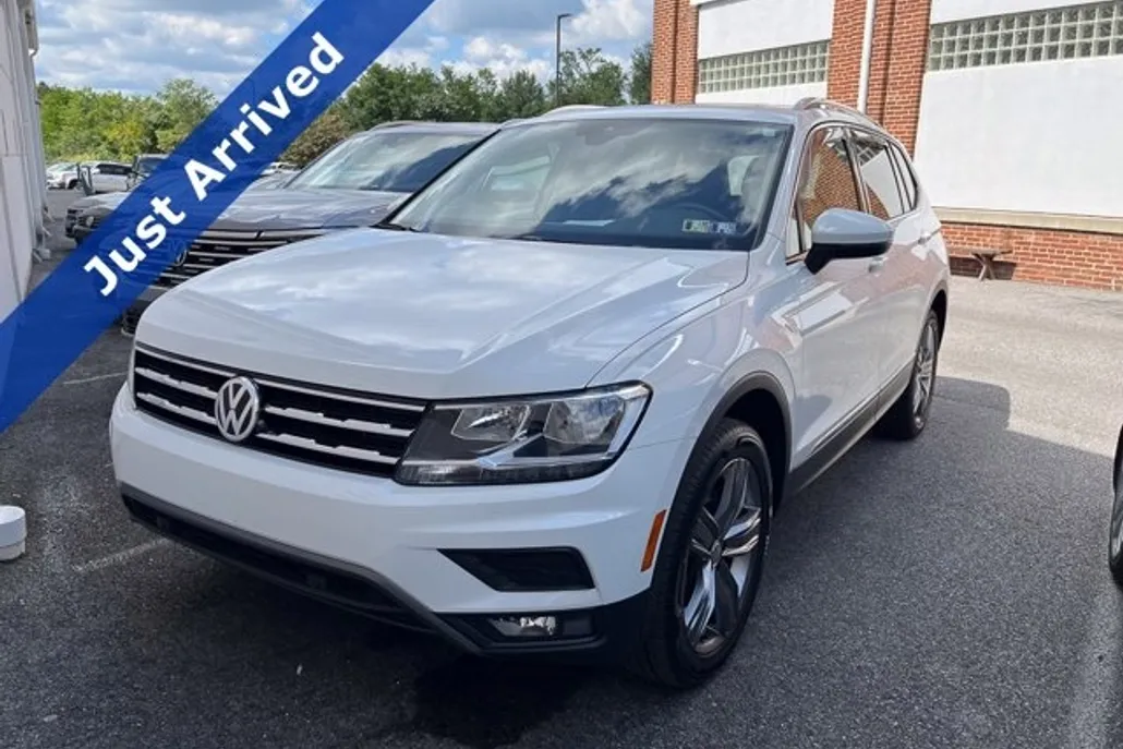 2021 Volkswagen Tiguan SEL photo 1