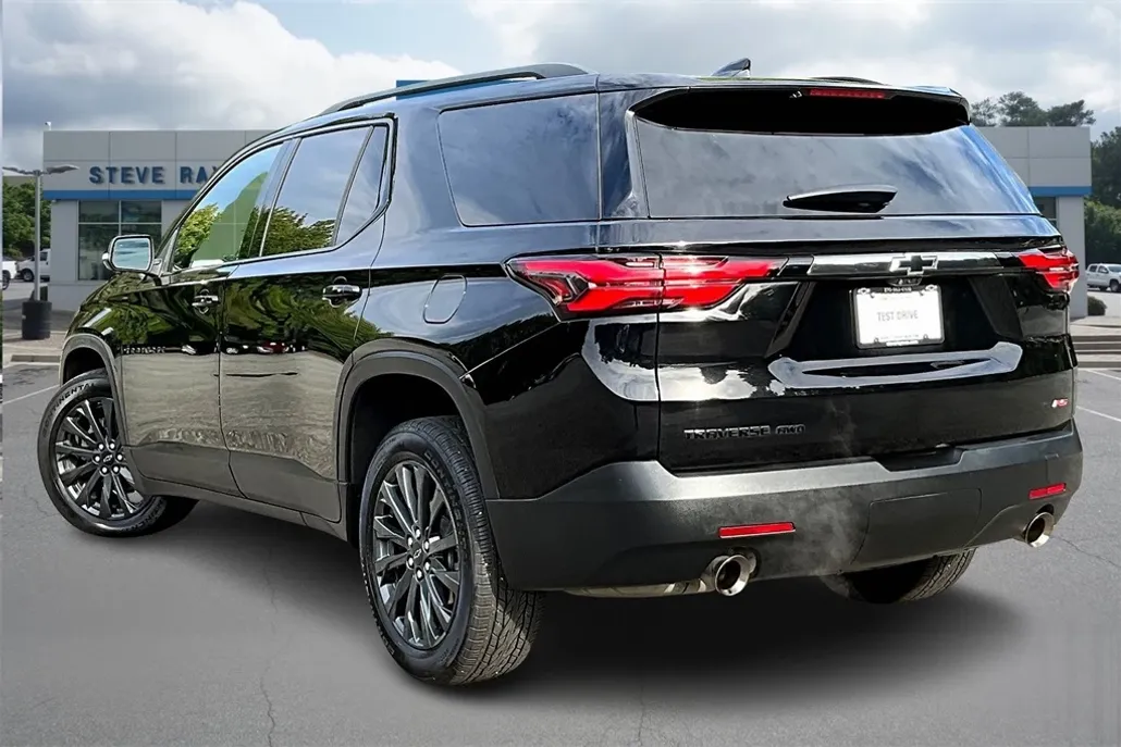 2023 Chevrolet Traverse RS photo 1