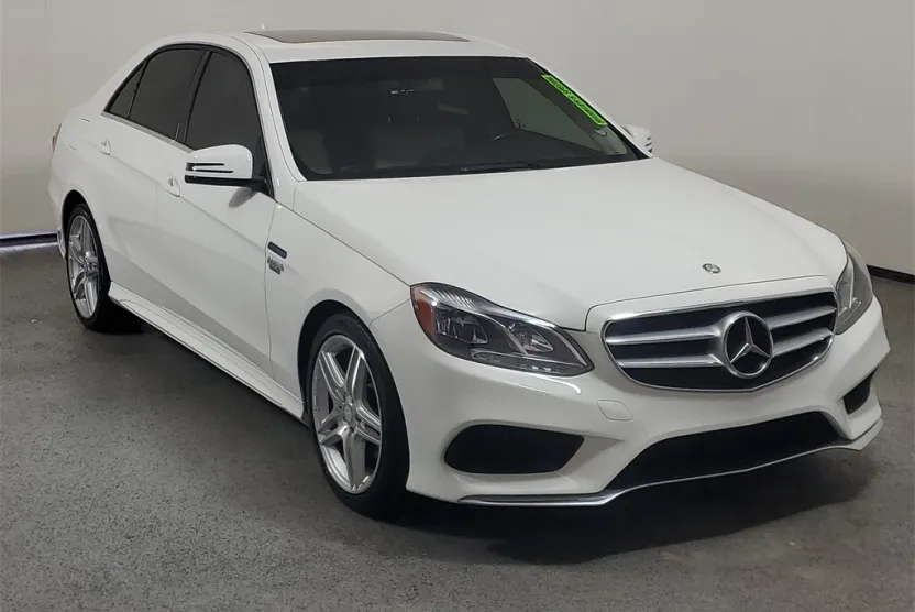 2014 Mercedes Benz E 350 Sedan photo 1