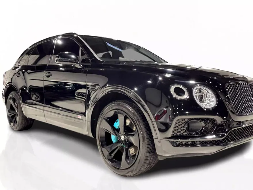 2017 Bentley Bentayga Base photo 1