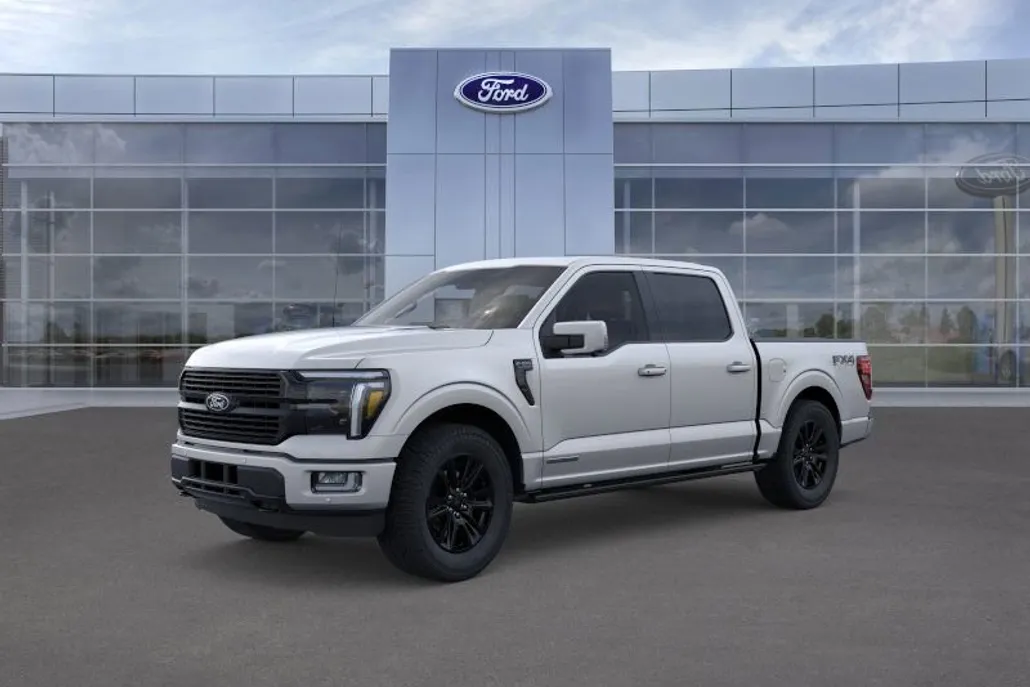 2025 Ford F-150 Platinum photo 1