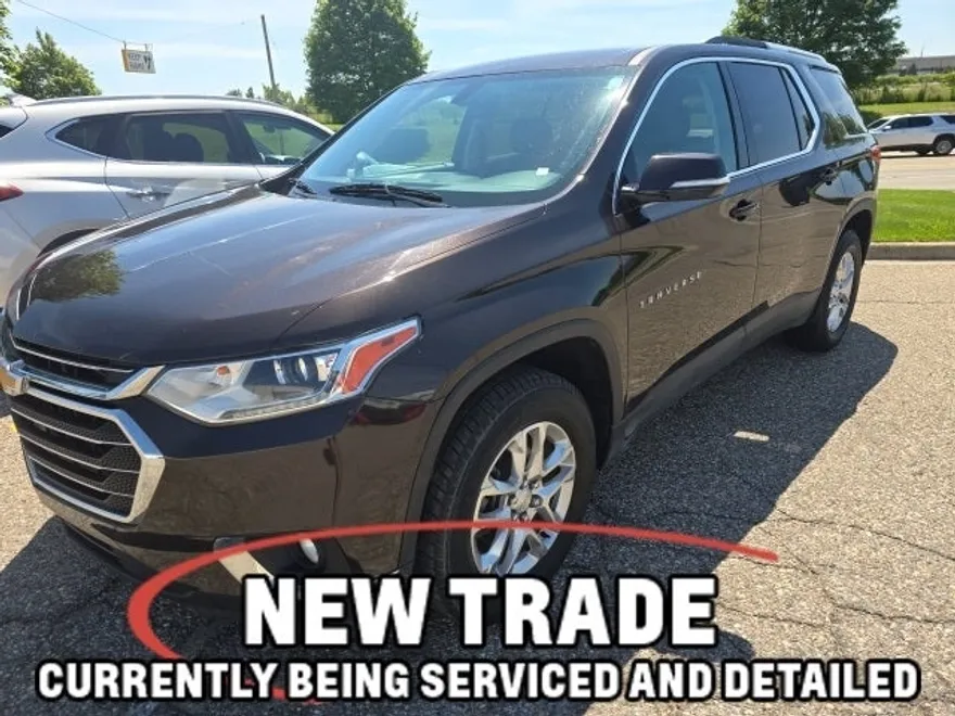2018 Chevrolet Traverse Cloth 1LT photo 1
