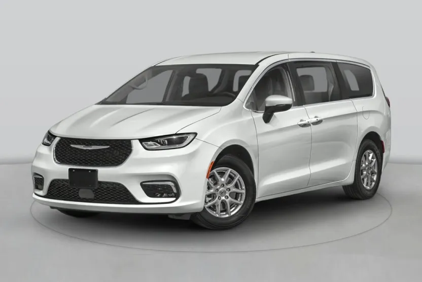 2024 Chrysler Pacifica Touring L photo 1