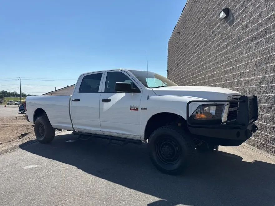 2010 Dodge Ram ST photo 1