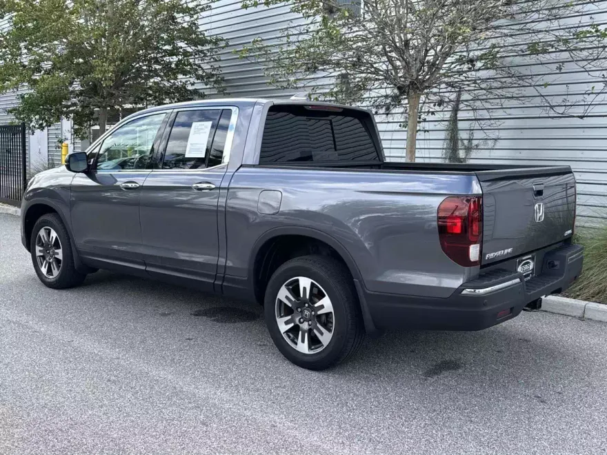 2019 Honda Ridgeline RTL-E photo 1