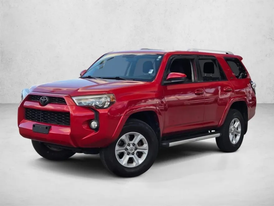 2017 Toyota 4Runner SR5 photo 1