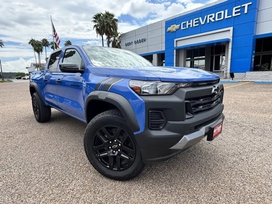 2025 Chevrolet Colorado Trail Boss photo 1