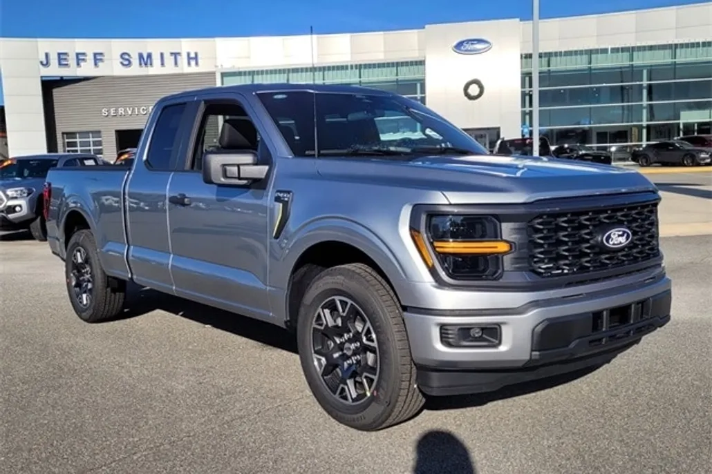 2025 Ford F-150 STX photo 1