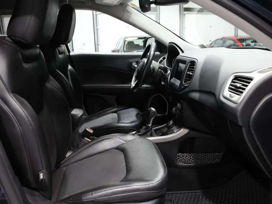 2019 Jeep Compass Latitude photo 22